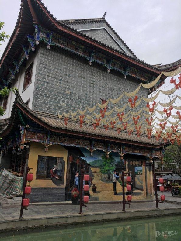 黄山铺镇:推行垃圾分类 打造宜居家园